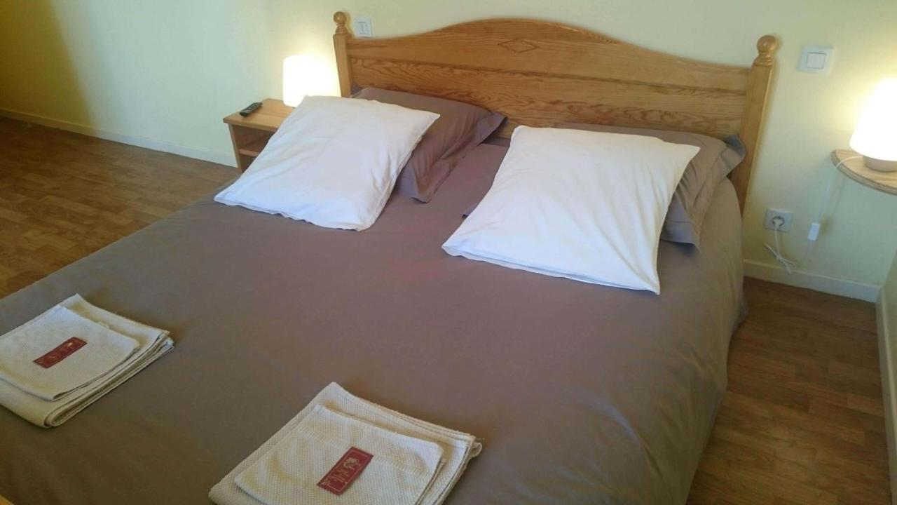 Chambres d'hôtes de l'Auberge L'Astrassadou Rezentieres Exterior foto