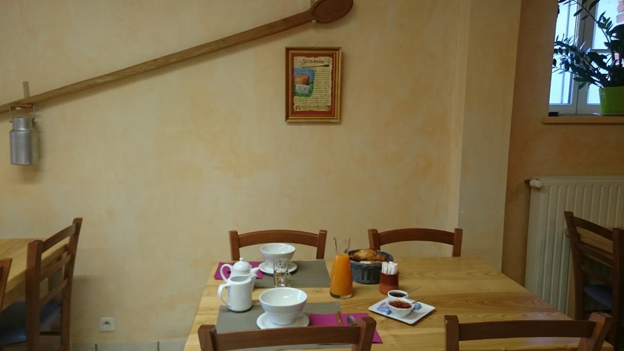Chambres d'hôtes de l'Auberge L'Astrassadou Rezentieres Exterior foto